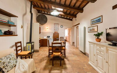 Accommodation:&nbsp;Casa Graziani 300.5