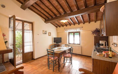Accommodation:&nbsp;Casa Graziani 300.2