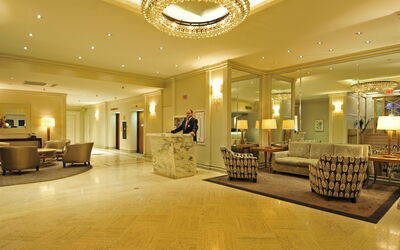 Accommodation:&nbsp;Manhattan Residence 100.26