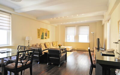 Accommodation:&nbsp;Manhattan Residence 100.31