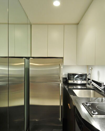 Manhattan Residence 100.22