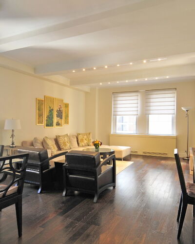 Manhattan Residence 100.24