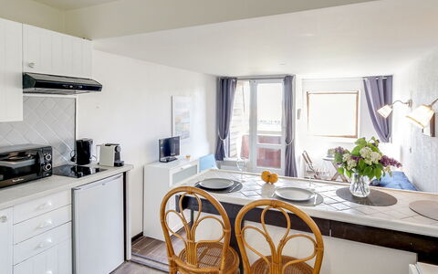 Accommodation:&nbsp;Les Marinas 143.12