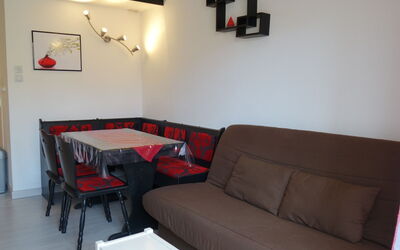 Santa Barbara 165.10: Room, Property, Furniture, Red, Living Room, Interior Design, Building, Couch, House, Table