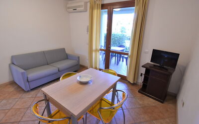 Accommodation:&nbsp;Porto Antico 300.10