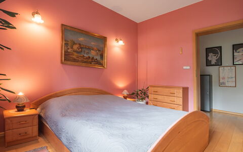 Głęboczek 21: Bed, Bedroom, Interior Design, Furniture, Bedding, Wall, Bed Sheet, Wood, Floor, Room