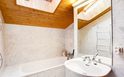 Accommodation:&nbsp;Bel Alp 425.1