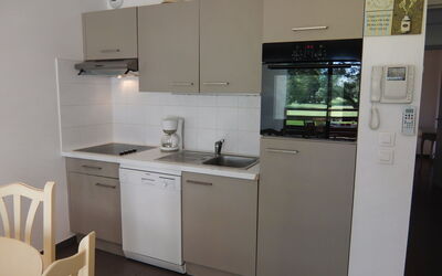 Accommodation:&nbsp;Le Golf Clair 815.1