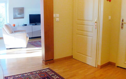 Elisa: Door, Comfort, Wood, House, Floor, Flooring, Building, Real Estate