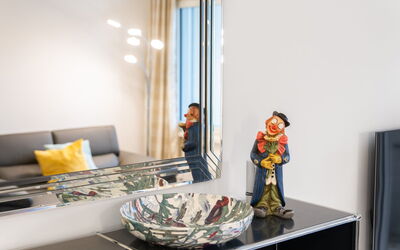 Accommodation:&nbsp;Victoria View 400.3