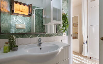 Accommodation:&nbsp;Csb - 11 a - Baia de Bahas 300.9