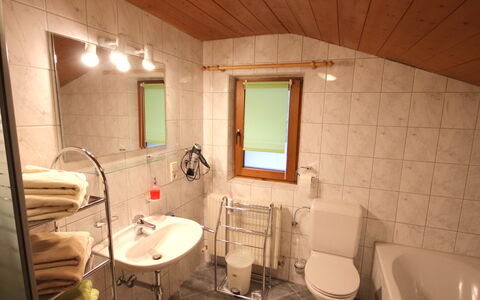 Krismer: Plumbing Fixture, Flooring, Floor, Bathroom Sink, Interior Design, Sink, Wood, Bathroom, Tap, Plumbing