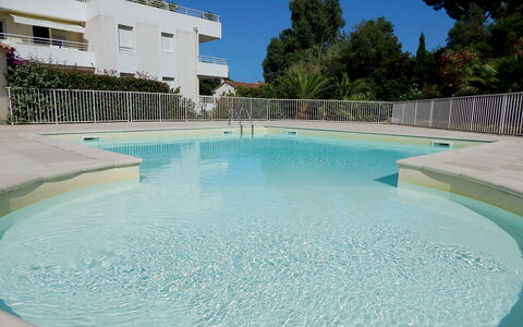 Cavalaire 350: Water, Sky, Building, Property, Swimming Pool, Azure, Tree, Plant, Body Of Water, Leisure
