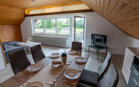 Hochfirst: Table, Furniture, Property, Tableware, Building, Window, Chair, Wood, Interior Design, Living Room