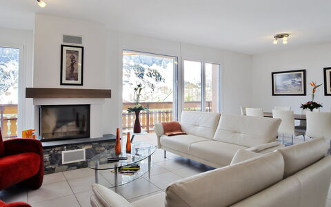 Accommodation:&nbsp;A31 190.2