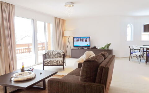 Accommodation:&nbsp;A11 190.6