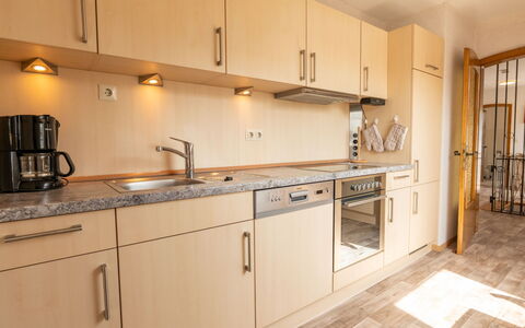 Wichtelmännchen: Cabinetry, Kitchen Sink, Sink, Countertop, Tap, Plumbing Fixture, Kitchen, Wood, Kitchen Appliance, Lighting
