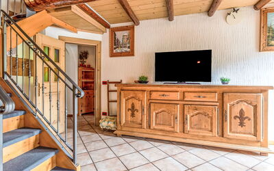 Accommodation:&nbsp;Santa Lucia 200.1