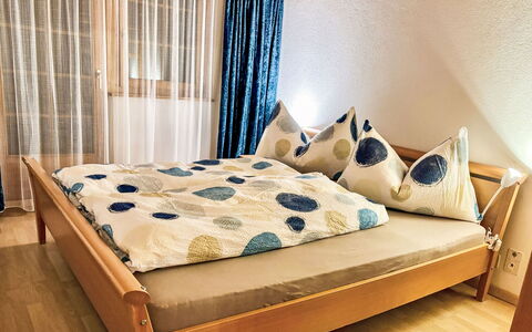 Diana: Bed, Furniture, Bedroom, Bedding, Bed Sheet, Interior Design, Wood, Floor, Flooring, Linens