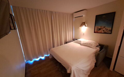 Cannes 462: Bed, Furniture, Interior Design, Bedroom, Floor, Bedding, Flooring, Bed Sheet, Wood, Ceiling