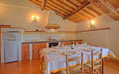 Accommodation:&nbsp;San Donnino 4