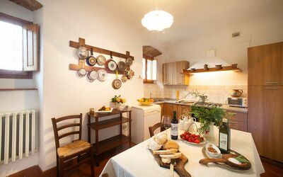 Vasche 1: Room, Property, Interior Design, Furniture, Building, Ceiling, Home, House, Living Room, Real Estate
