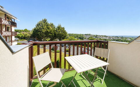 Deauville-Trouville 175: Apartment, Balcony, Condominium, Wood Stain, Hotel, Resort, Eco Hotel, Villa, Penthouse Apartment