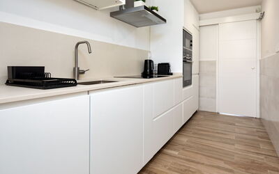 Javea Marmara Sunsea 186.5: Cabinetry, Property, Sink, Countertop, Kitchen Sink, Kitchen Stove, Kitchen, Kitchen Appliance, Wood, Interior Design