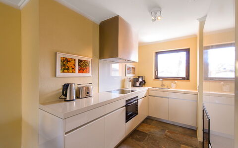 Giardino: Room, Property, Furniture, Interior Design, Floor, Building, Kitchen, Yellow, Ceiling, Cabinetry
