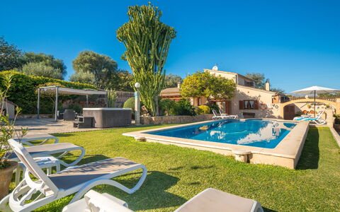 Ca Na Guerrera: Swimming Pool, Residential Area, Resort, Estate, Hacienda, Villa, Eco Hotel, Landscaping, Umbrella, Outdoor Furniture