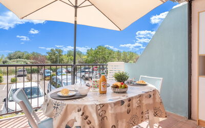 Accommodation:&nbsp;Le Lagon Bleu 135.4