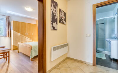 Accommodation:&nbsp;Silvana 106.3