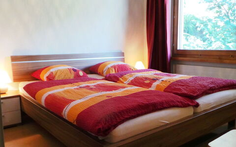 Memory: Bedroom, Bed, Furniture, Bed Sheet, Room, Bed Frame, Bedding, Property, Interior Design, Mattress