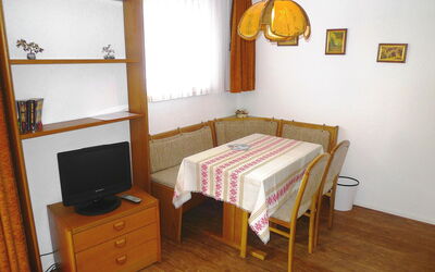 Accommodation:&nbsp;Arcadia 550.1