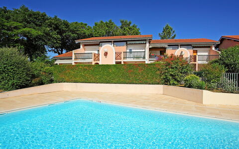 Le Gallia: Water, Sky, Plant, Building, Property, Window, Swimming Pool, Blue, Nature, Tree