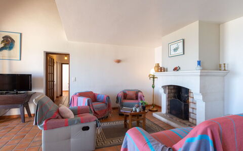 La Baïassière: Picture Frame, Furniture, Property, Couch, Azure, Building, Comfort, Wood, Living Room, Interior Design