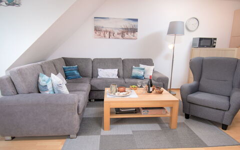 Norddeich 120: Couch, Furniture, Property, Table, Azure, Comfort, Living Room, Studio Couch, Interior Design