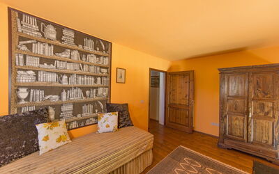 Accommodation:&nbsp;Visconti