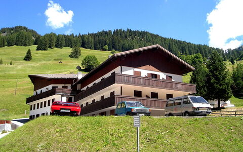 Canazei 700: Cloud, Sky, Car, Building, Mountain, Tree, Natural Landscape, Plant, House, Highland