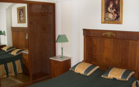 Rynek Starego Miasta: Room, Furniture, Bedroom, Bed, Property, Building, Bed Sheet, Bed Frame, Interior Design, Real Estate