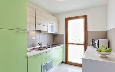 Accommodation:&nbsp;A2 50.2