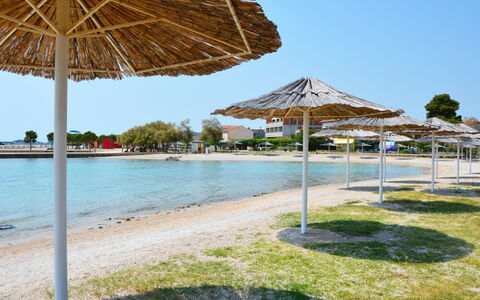 Vodice 401: Water, Sky, Plant, Azure, Shade, Botany, Tree, Arecales, Leisure, Lake