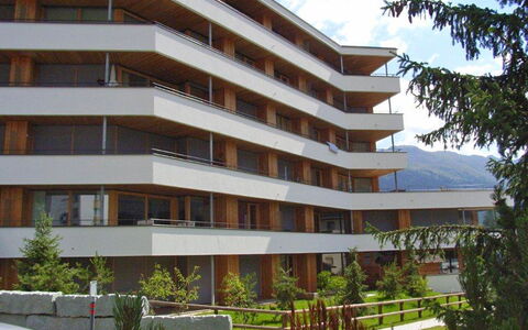 Promenade Wohnung 21: Building, Property, Residential Area, Architecture, Apartment, Condominium, Mixed-Use, Real Estate, House, Facade