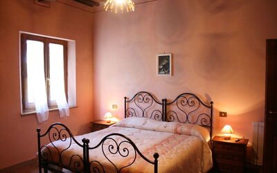 Accommodation:&nbsp;La Lolla