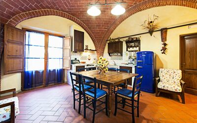 Le Volte: Room, Property, Building, Ceiling, Interior Design, Furniture, Dining Room, Architecture, Real Estate, House
