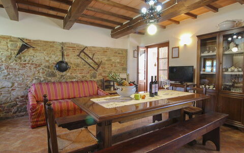 Il Viaggiolo: Furniture, Interior Design, Flooring, Table, Wood, Chair, Dining Room, Ceiling, Floor, Kitchen & Dining Room Table