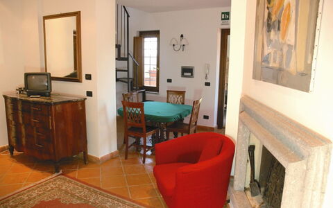 Villa Iris: Room, Property, Building, House, Floor, Furniture, Real Estate, Interior Design, Apartment, Hardwood
