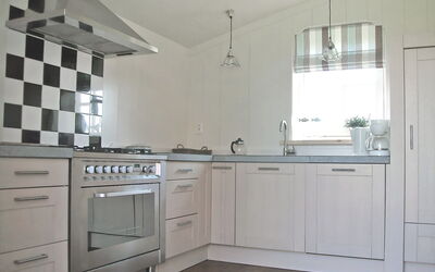 Accommodation:&nbsp;Wiringherlant 100.7