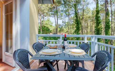 Domaine Golf Resort: Table, Furniture, Plant, Chair, Tableware, Wood, Tree, Outdoor Table, Interior Design, Shade