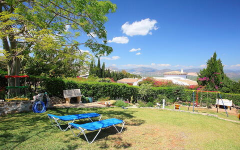 Casa Gran Sorolla: Property, Real Estate, Sky, Tree, House, Home, Yard, Grass, Garden, Residential Area